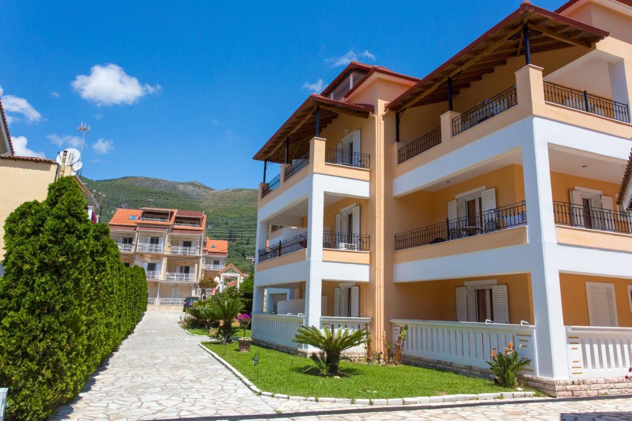 Tropical Apartments Парга Экстерьер фото