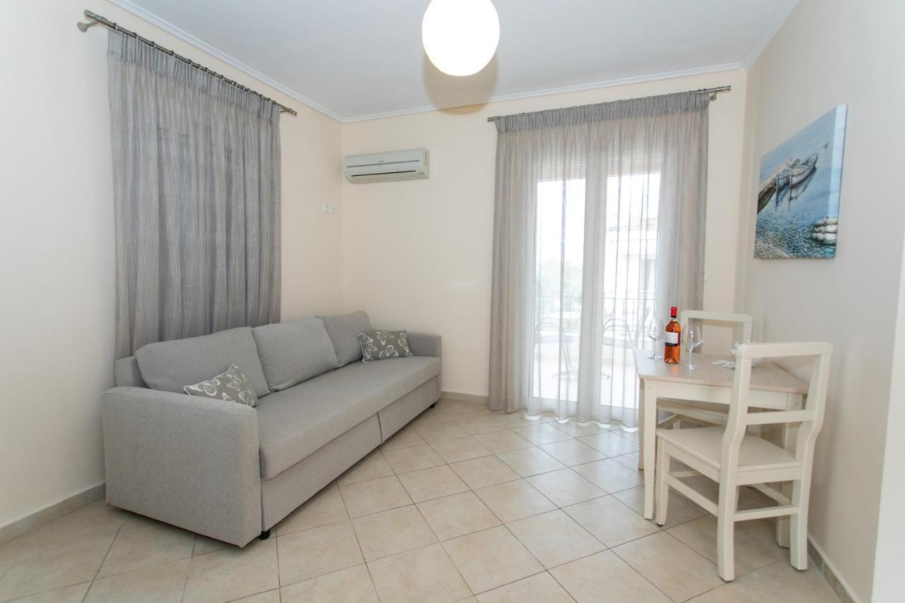 Tropical Apartments Парга Экстерьер фото
